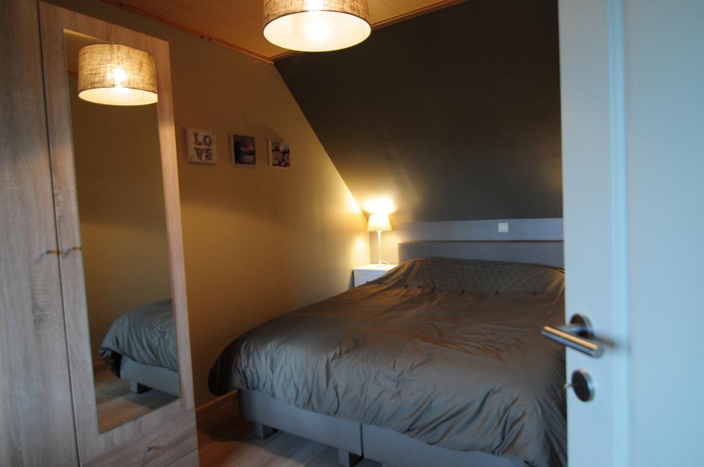 Holiday Home De Levensgenieter Torhout Room photo